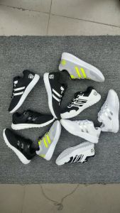 [HCM]Giày thể thao nam nữ đen sọc đen size từ 35 đến 44 đủ size nam nữ