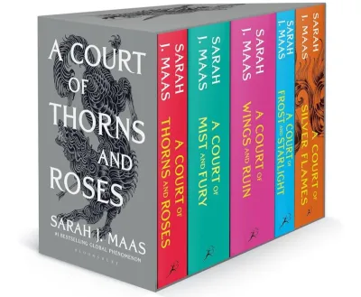 A Court of Thorns and Roses Paperback Box Set (5 books): The first five books of the hottest fantasy series and TikTok sensation: 1-5