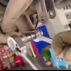 Hydraulic Shock Absorber Removal Tool Claw Ball Head Swing Arm Suspension Separator Labor Saving Disassembly Kit Car Accessories