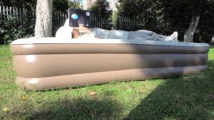 Air Mattress Cordless Inflatable Airbed Luxury Self Inflation Deflation Queen Air Mattress with Built-in Pump