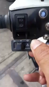 AOMOTOX Motorcycle Signal Switch With Hazard For Smash 115 Burgman Wave Skydrive
