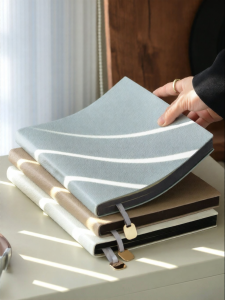 WENCHUANGYI | Customizable Luxury Leather Notebook B5 Size Heavily Padded