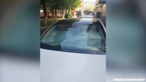 ที่บังแดดในรถยนต์ ร่มกันแดดในรถ กันแดด100%UV รถเก๋ง/SUV/รถกระบะ/รถตู้ กันน้ํา ใช้ได้กับรถยนต์ทุกรุ่น ที่บังด้านหน้า ที่บังแดดรถยนต์ ที่บังด้าน