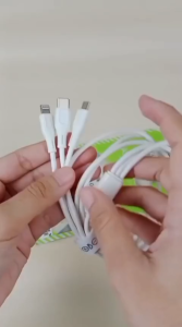 ROBOT Kabel Data RDY120 Quick Charging 3 in 1 Type-C / Micro Lightning Data Cable Original