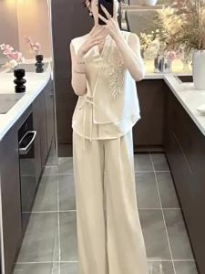 QFN | Chinese-style Acetate Embroidery Sleeveless Apricot Color Luxurious Drape Set