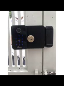 Khóa cửa cổng sắt chống mưa Demax SL602 WP mở vân tay mật mã thẻ từ app bluetooth công nghệ Đức