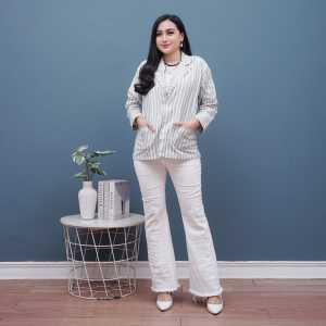 Baju Kantor Tenun ATBM & Blazer Lurik Wanita Unik Terbaru 2024