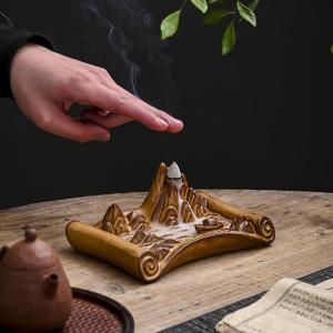Reverse Flow High Mountain and Flowing Water Incense Burner