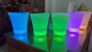 7L Bluetooth LED Light-Up Ice Bucket Subwoofer Beer Barrel Small Speaker Ice Bucket suitable for camping parties bars gatherings.