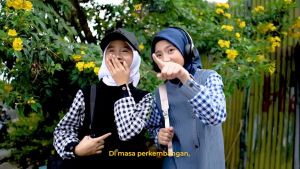 Baju Anak Perempuan Lebaran 2024: Hooflakids Anaya Gamis