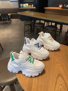 รองเท้าผู้หญิง รองเท้าผ้าใบ รองเท้าผ้าใบส้นหนา สีเขียว/สีเบจ 2สี เสริมส้น5ซม ไซส์ 35-42 แฟชั่นที่เรียบง่ายและการพักผ่อน