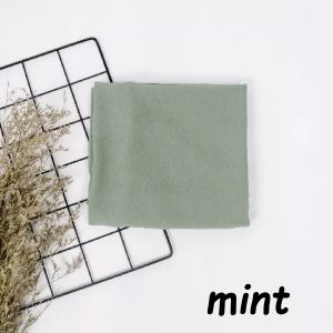 jilbab/kerudung segi empat oval wolfis ukuran 130cm x130cm