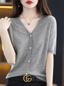 เสื้อคาร์ดิแกนคอวีแขนสั้นผ้าไหมน้ำแข็งฤดูใบไม้ผลิและฤดูร้อนสำหรับผู้หญิง ทรงหลวม ขนาดใหญ่ เสื้อคลุมแขนยาวบาง เสื้อคลุมกันหนาวแบบผูกโบว์