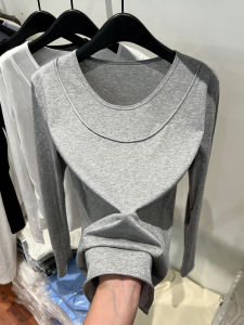 เสื้อยืดคอกลมแขนยาวสีเทาสำหรับผู้หญิงในช่วงฤดูใบไม้ผลิ ทรงหลวม สไตล์เกาหลี เสื้อชั้นในสองชิ้นปลอม แฟชั่น