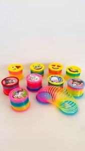 [PHÁT SÁNG] Đồ chơi trẻ em lò xo cầu vòng ma thuật có đèn chiếu sáng rainbow dễ thương dành cho bé khám phá giảm stress