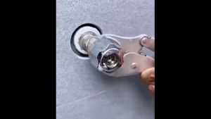 Dụng cụ tháo ren ống nước gãy 2 đầu LS