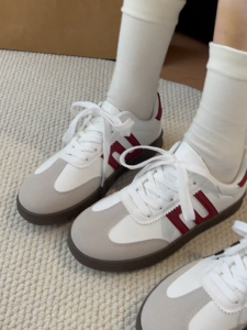 YOTO Women Sports Shoes Casual PU Leather Low Top And Lace Up Color Block Fashion Sneakers.