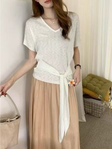 YUEZHONGWEI | V-Neck Ice Silk French Waist-Cinching T-Shirt