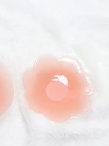 1pair Reusable And Waterproof Breasts Sticker Invisible Self Adhesive Push Up Nipple Tape Silicone Bra
