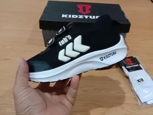 Sepatu Sekolah Anak Laki Laki Sepatu Warna Hitam Murah Tali Perekat Rekat Kecil Tanggung Umur 6-10 Tahun PAUD TK SD SMP SMA Kelas 1 2 3 4 5 6 7 8 9 0-KIDZTUBS1252040824