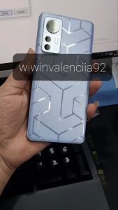 Skin Born 3D Samsung & Aksesori HP 4G 5G: Pilihan Garskin & Film Plastik