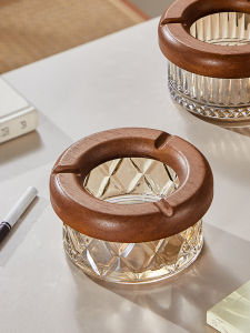 Baroquehouse | Antifly Ash Retro Glass Cigarette Ashtray