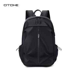 OTOHE กระเป๋าสะพายผู้ชายกระเป๋าเป้สะพายหลังผู้ชายกระเป๋าเป้แล็ปท็อปกระเป๋าเป้สะพายหลังชาร์จยูเอสบีกระเป๋านักเรียนเดินทางลำลองเป้สะพายหลังสีทึบ Dacron มีซิปน้ำหนักเบากระเป๋ากันน้ำความจุสูงสำหรับผู้ชายผู้ชาย