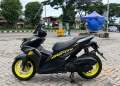 STIKER STRIPING MOTOR AEROX 155 VVA 2021 ABU KUNING. 