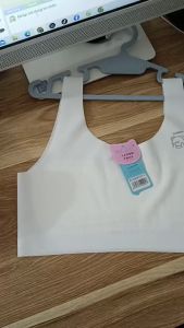 áo lá(áo lót. bra) bé gái học sinh cấp 1 cấp 2 A2201. chất liệu su bambo thông hơi có lót cotton thông hơi phù hợp từ 7-13 tuổi. ảnh thật shop tự chụp