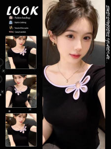 Floral Sweet Spicy Short Sleeved T-shirt Slim Fit