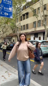 เสื้อคลุมสาวอวบ 💋ผ้าไหมพรมลายเปีย ดีเทลกระดุมโบว์ เพิ่มลายปักช่วงอกน่ารักมากๆ ✨สาวพลัสไซส์ก็สวยได้✨