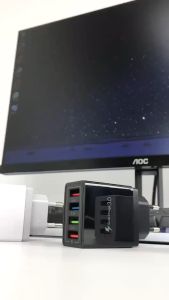 Adapter Charger 5V 3.1A 4 Port USB Quick Charging Fast Charging Pengisian Daya Cepat+Lampu LED