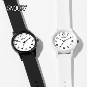 นาฬิกาควอตซ์สนูปปี้นาฬิกาสายรัดซิลิโคนทั้งชายและหญิงสำหรับการสอบ