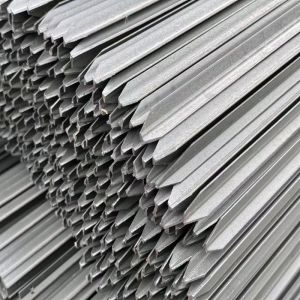 NATSEN | Garden Solid Fence Post Triangular Design Wire Mesh Support Poles