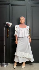 Mybamus Nayara Outer White M15994 R71S4: Pakaian Outdoor untuk Semua Usia