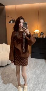 เสื้อสเวตเตอร์คอวีลายเสือดาวสไตล์เกาหลีแฟชั่นสำหรับผู้หญิง ฤดูใบไม้ร่วง 2025 เสื้อสเวตเตอร์คอวีแขนยาวผ้าฝ้าย