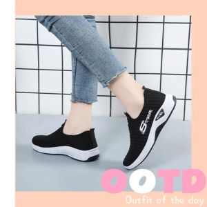 SQshop รองเท้าผ้าใบ สายสปอร์ตห้ามพลาด สวมใส่นุ่มนิ่มสบาย พร้อมลุยทุกงาน อย่าลืมมาจับจองเป็นเจ้าของกันนะค้าบ