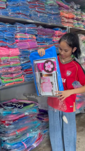 (ขายดี) มุ้งกันยุง มุ้ง 6ฟุต 8ฟุต 9ฟุต 10ฟุต 12ฟุต นอน1-8คน ที่นอน หลังคาผ้าโพลี รุ่นประหยัด ยี่ห้อซากุระขาว Netto หลังคาเป็นผ้าโพลีช่วยกันฝุ่นและแสงไฟได้