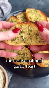 [BUY 1 GET 1] 3F FOOD GARLIC BUTTER SPREAD choice by MasterChef - Creamy Garlic butter Spreadable (Used to eat with bread or mix rice...)