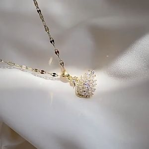 Kalung Titanium Wanita Anti Karat Selamanya / Kalung Titanium Wanita Liontin Angsa Permata Aksesoris Perhiasan 2024