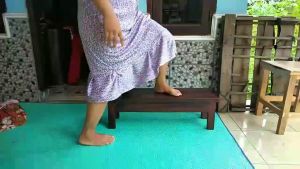 Meja Serbaguna Kayu Jati Belanda: Tahan Lama & Kokoh