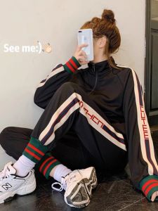 ชุดกีฬาลำลองสำหรับผู้หญิง ฤดูใบไม้ผลิและฤดูใบไม้ร่วง 2024 ชุดสเวตเตอร์และกางเกงขายาวสไตล์เกาหลี แฟชั่นสตรีท ชุดสองชิ้น เทรนด์ใหม่