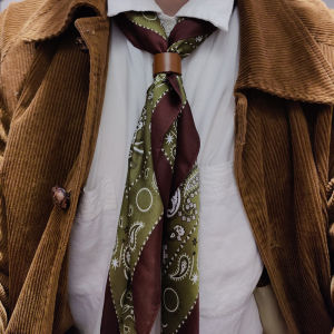 Retro Mens Silk Scarf Tie Knot Youth British Style Floral Pattern Large Square Scarf Spring Autumn Fashion Accessory