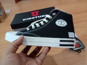 Sepatu Sekolah Anak Laki Laki Perempuan Cewek Cowok Warna Hitam Murah Tali Perekat Rekat Velcro Kecil Tanggung Umur Usia PAUD TK SD SMP SMA Kelas 1 2 3 4 5 6 7 8 9 0 Tahun-TOKOUMMIBUSANA1921122023