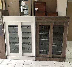 Lemari rak sepatu pintu geser sliding kaca