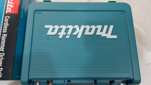 Thùng đựng máy khoan hoặc vặn vít 7.2V -12v- 18v Makita