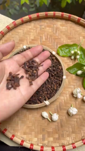 BIG SALE BUY NOW - Whole Dried Cloves 30g 50g 100g - Aromatic Spice for Cooking Baking & Health