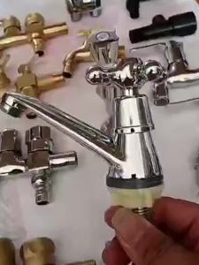 Zinc Alloy Basin Sink Faucet Single Hole Sink Tap Hot Cold Mixer Wash Tap Hotel Bathroom Accessories Household Items Kitchen Tap