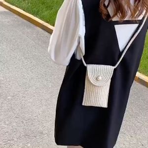 Milky A364 กระเป๋าสานใส่มือถือ กระเป๋าสะพายข้างผู้หญิง