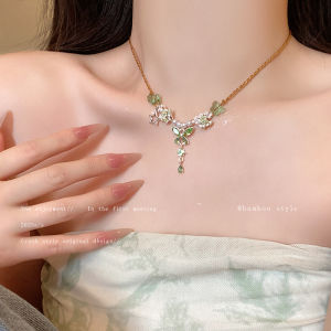 สร้อยคอเชือกผูกมือสีน้ำทะเล เครื่องประดับแฟชั่นสำหรับผู้หญิง ตัวผีเสื้อขนาดเล็ก ฤดูร้อน 2024 ใหม่ล่าสุด เครื่องประดับแบบลำลอง